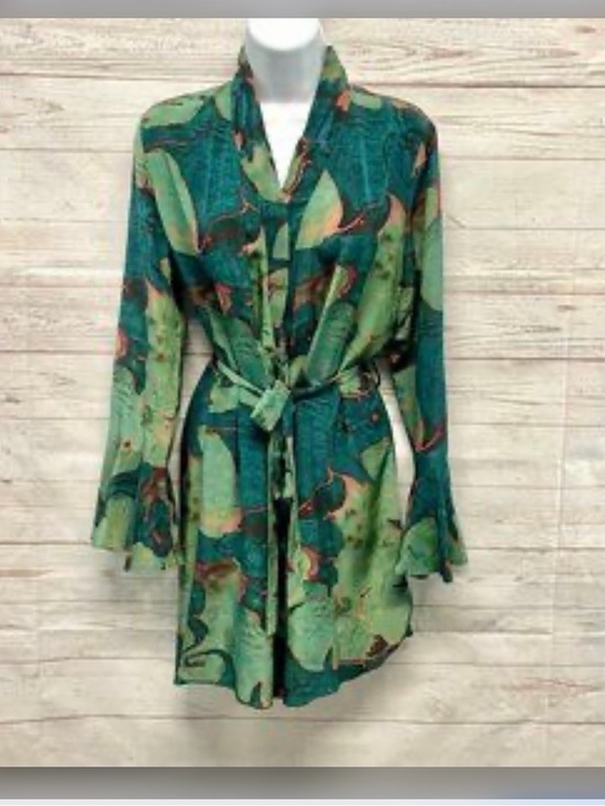 Stone Cold Fox Other - 100% silk Stone Cold Fox Teal and Green Floral Satin Robe with Tie Waist